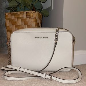 MICHAEL KORS WHITE CROSSBODY PURSE
